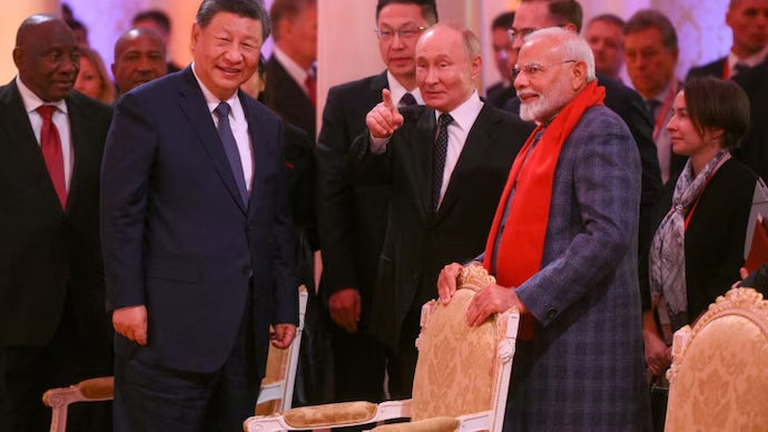 PM Modi’s Thumbs-Up at BRICS Summit Dinner with Putin, Xi Jinping: A Symbol of Unity After India-China Deal